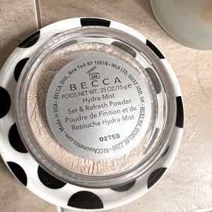 Becca Hydramist set and refresh powder